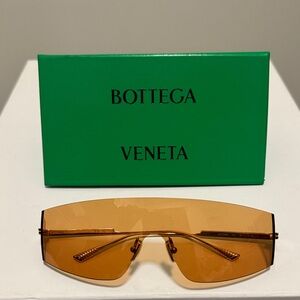 Bottega Veneta Futuristic Shielf Sunglasses